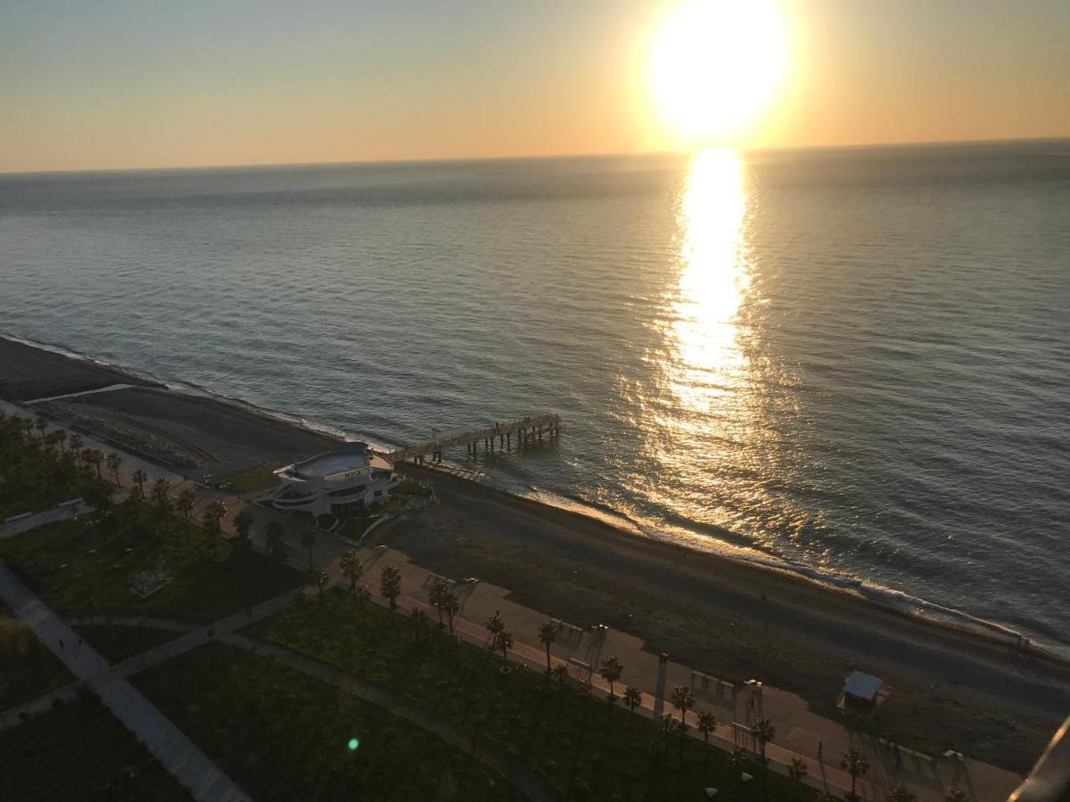 Orbi Beach Garden Батумі Екстер'єр фото